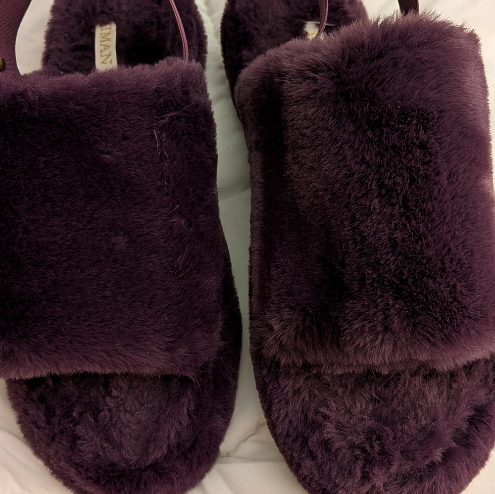 IMAN Luxurious Deep Purple Plush Slippers